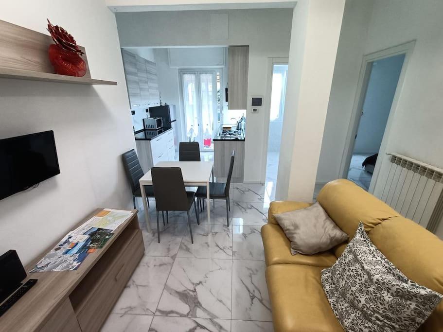 La Casa Di Lila - Appartamento Con Ingresso Indipendente E Spazio Esterno Рапалло Экстерьер фото